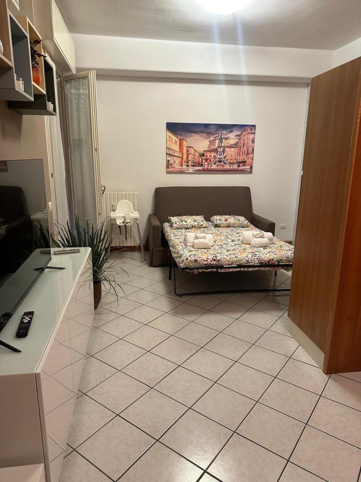 Nicholas B&B City Center- Apartment Болоня Екстериор снимка