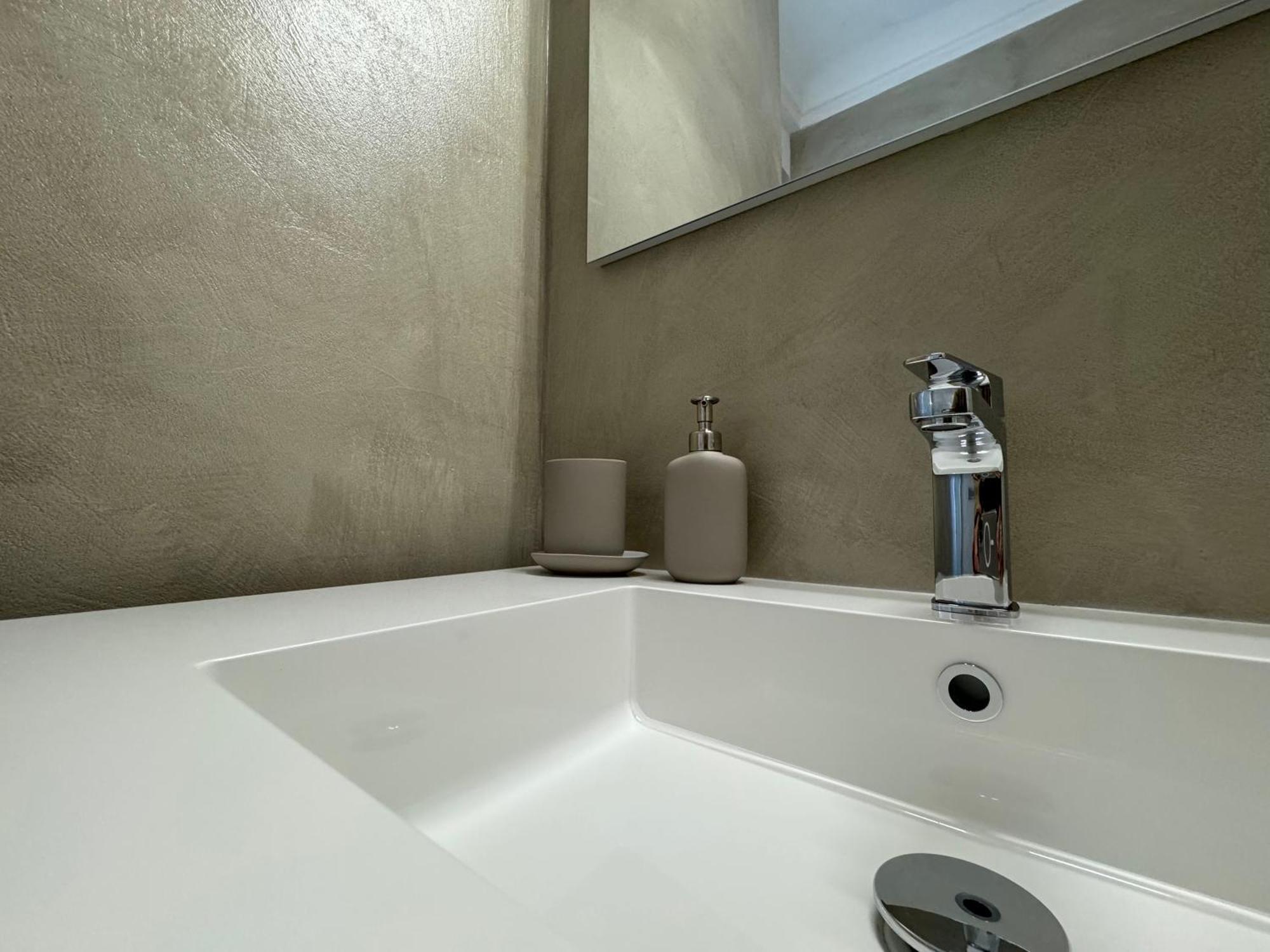 Nicholas B&B City Center- Apartment Болоня Екстериор снимка